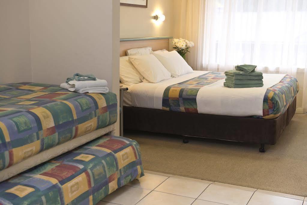 Welcome Inn 277 Adelaide Buitenkant foto